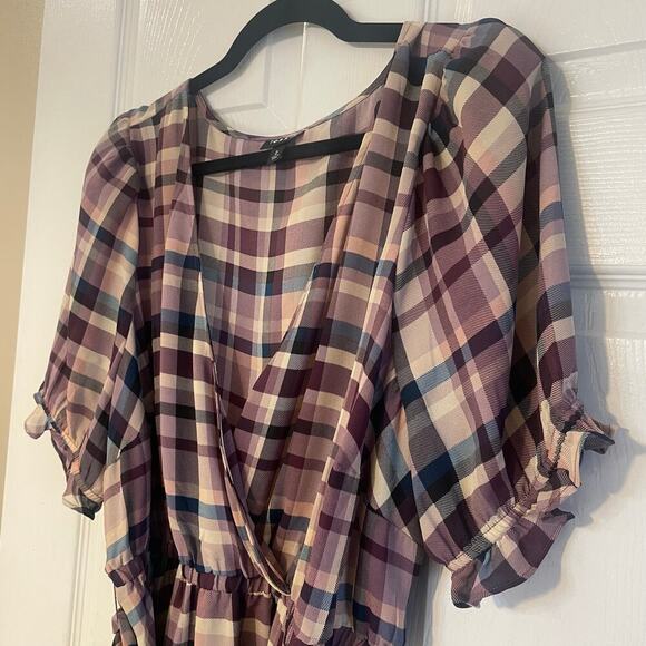 Torrid Georgette Surplice Puff Sleeve Blouse purple plaid Size 2 (2XL, 18-20) - Picture 2 of 13